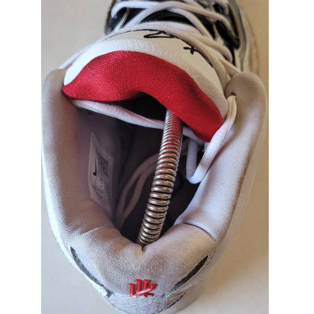 Nike Kyrie Infinity White Black Red Basketball Shoes Men's 8.5 - Picture 7 of 10